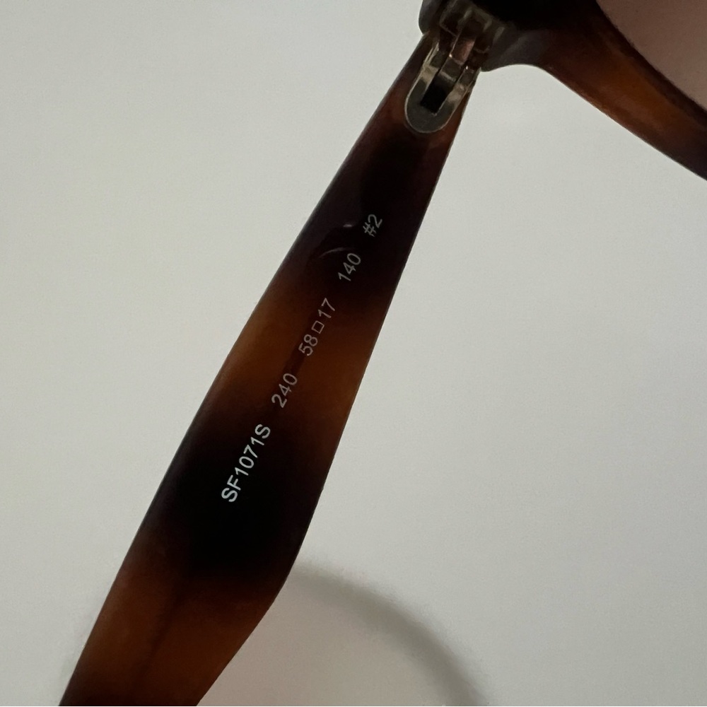 Tortoise Shell Sunglasses - Picture 3 of 6